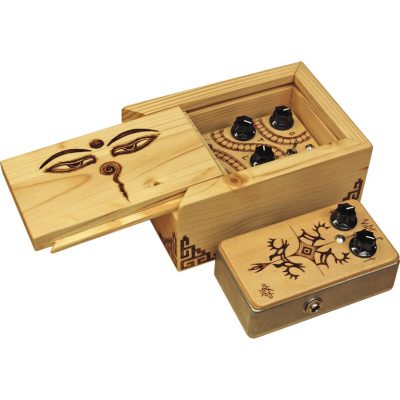 Scatola porta pedalini e preamplificatori con occhi di Buddha
